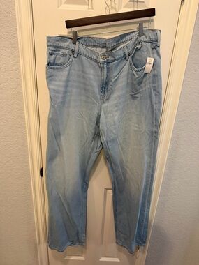 Women’s Light Wash wide Leg Mid Rise Jeans - Light Blue NWT 18 Tall